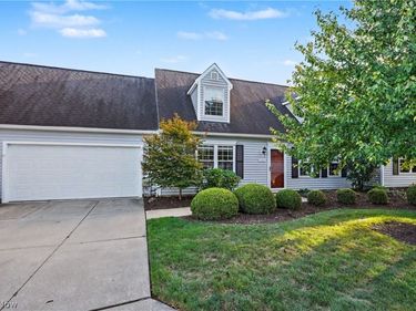 3508 E Prescott Circle, Cuyahoga Falls, OH 44223