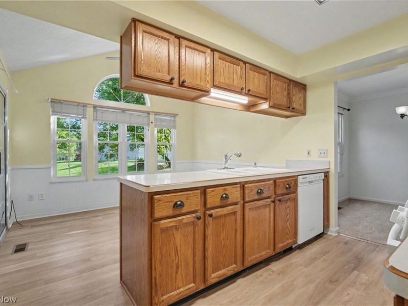 3508 E Prescott Circle, Cuyahoga Falls, OH 44223 Photo 10