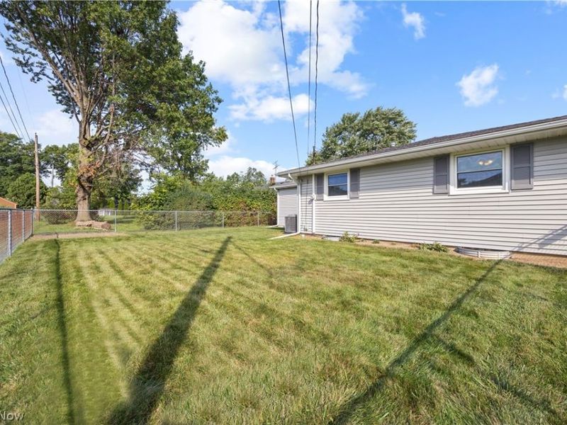 3610 Palm Springs Drive, Lorain, OH 44053 Photo 41
