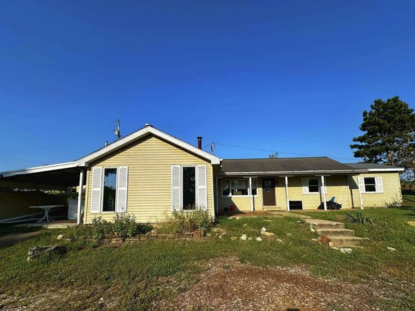 2662 W 150 N, Washington, IN 47501