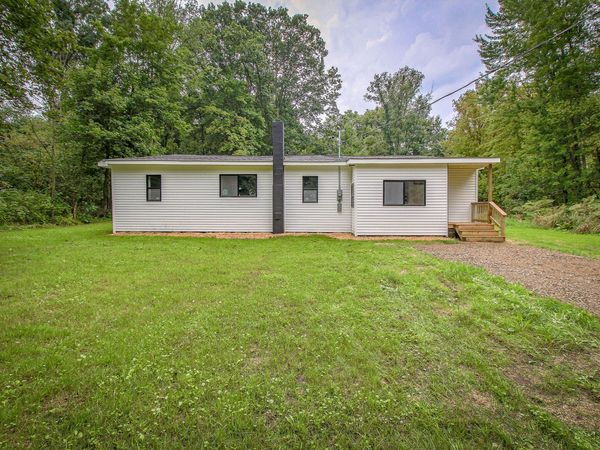 11996 E L Avenue, Galesburg, MI 49053