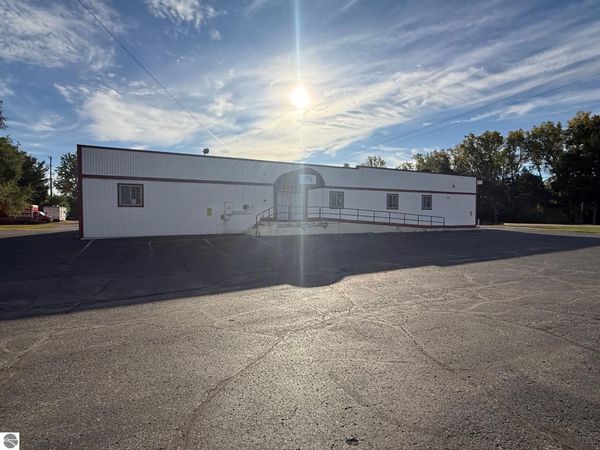 1510 High W, Mt Pleasant, MI 48858
