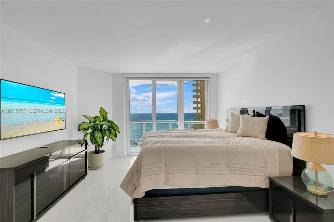 16425 Collins Ave , Unit 712, Sunny Isles Beach, FL 33160 Photo
