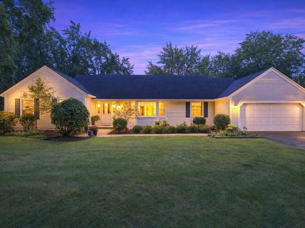 1114 Lexington Lane , Batavia, IL 60510