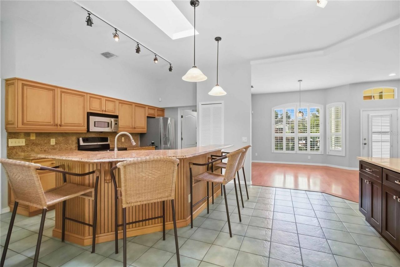 5631 Bent Oak Drive, Sarasota, FL 34232 Photo
