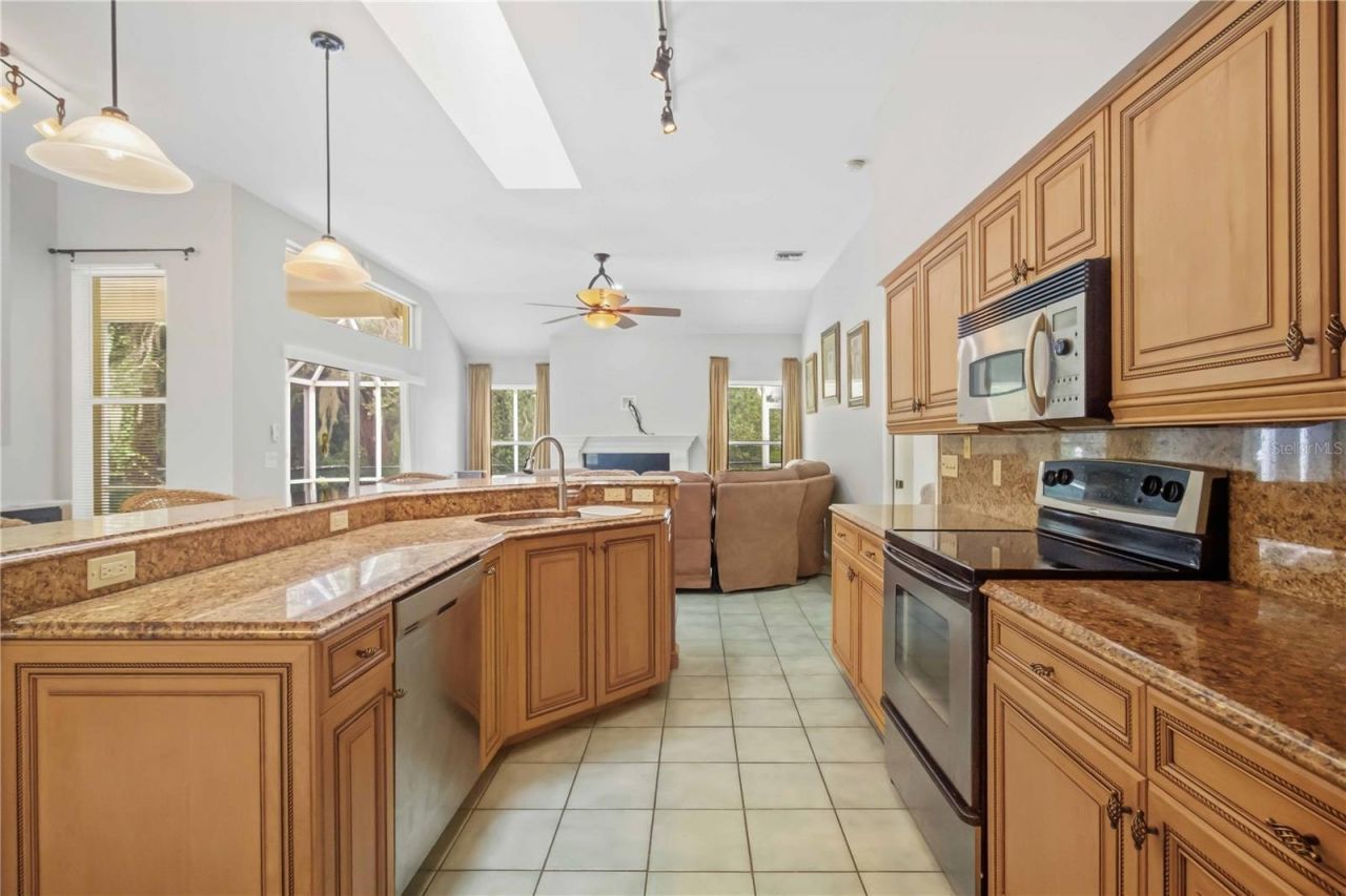 5631 Bent Oak Drive, Sarasota, FL 34232 Photo