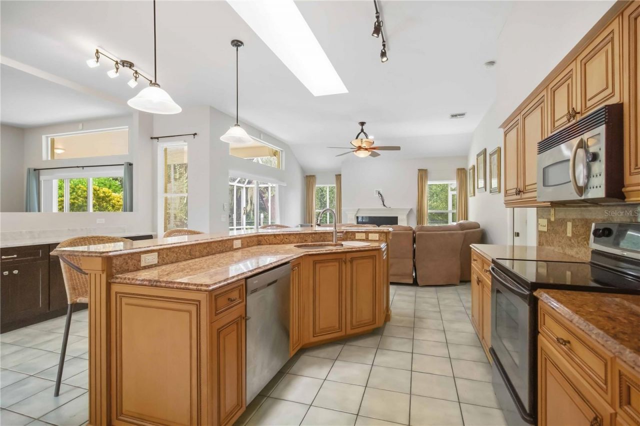 5631 Bent Oak Drive, Sarasota, FL 34232 Photo