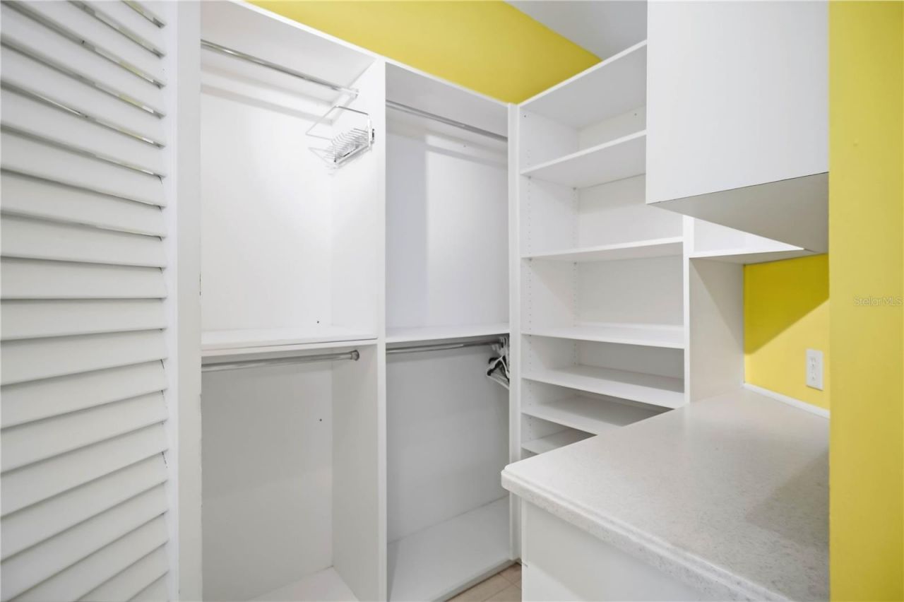 5631 Bent Oak Drive, Sarasota, FL 34232 Photo