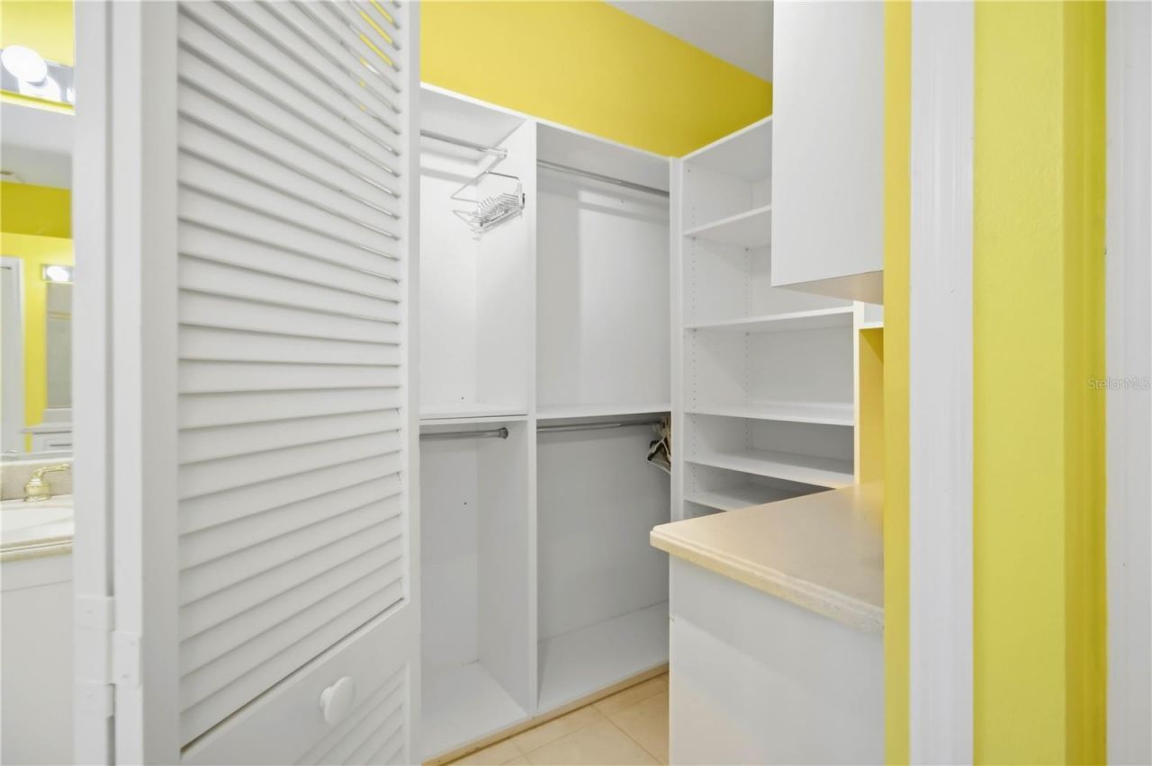 5631 Bent Oak Drive, Sarasota, FL 34232 Photo