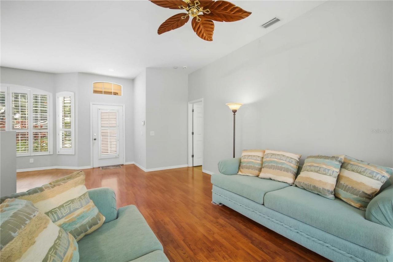 5631 Bent Oak Drive, Sarasota, FL 34232 Photo