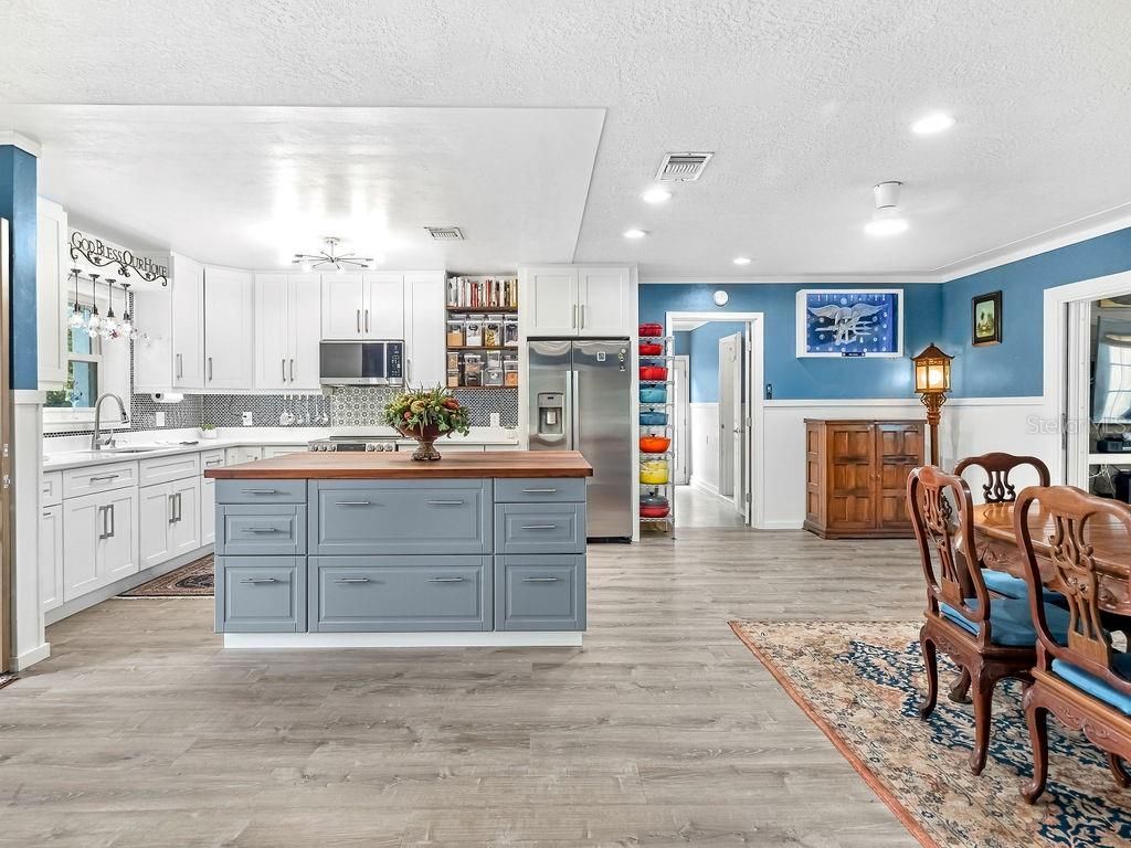 1831 Bayshore Drive, Terra Ceia, FL 34250 Photo