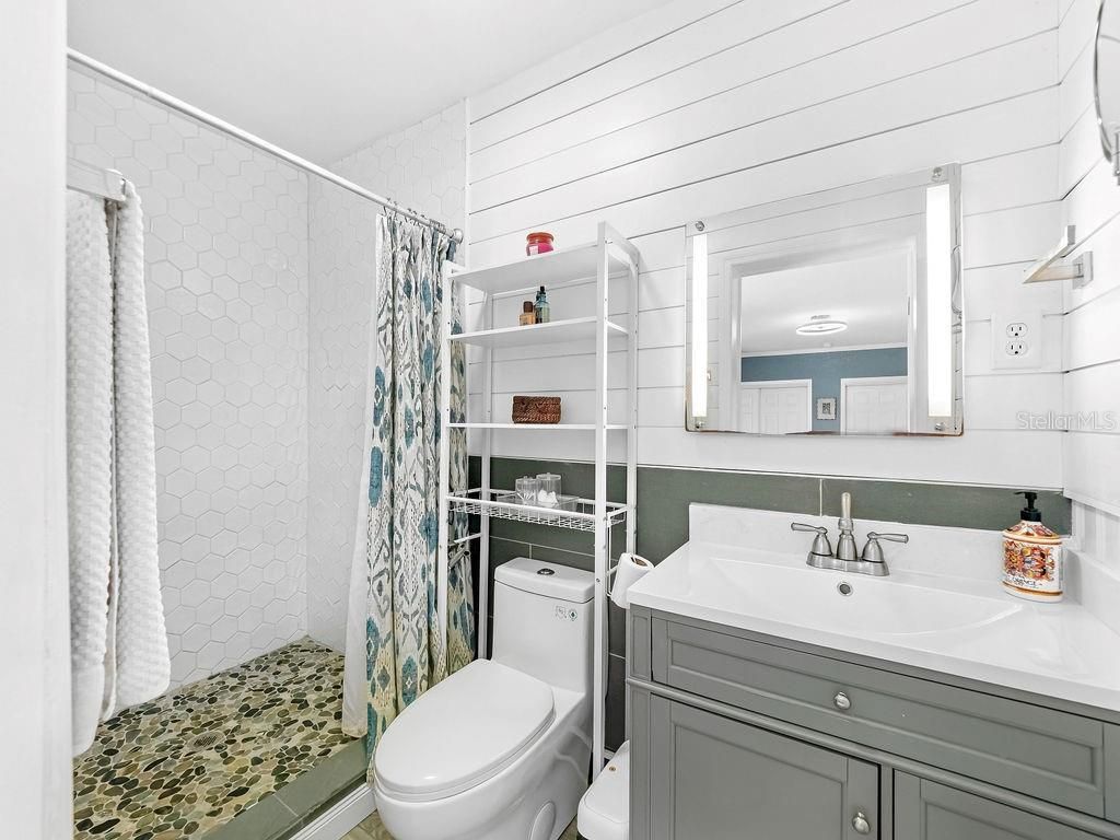 1831 Bayshore Drive, Terra Ceia, FL 34250 Photo