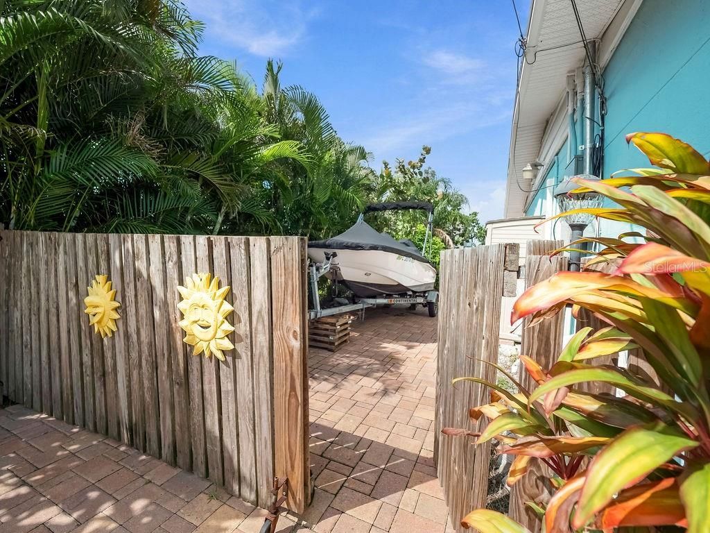 1831 Bayshore Drive, Terra Ceia, FL 34250 Photo