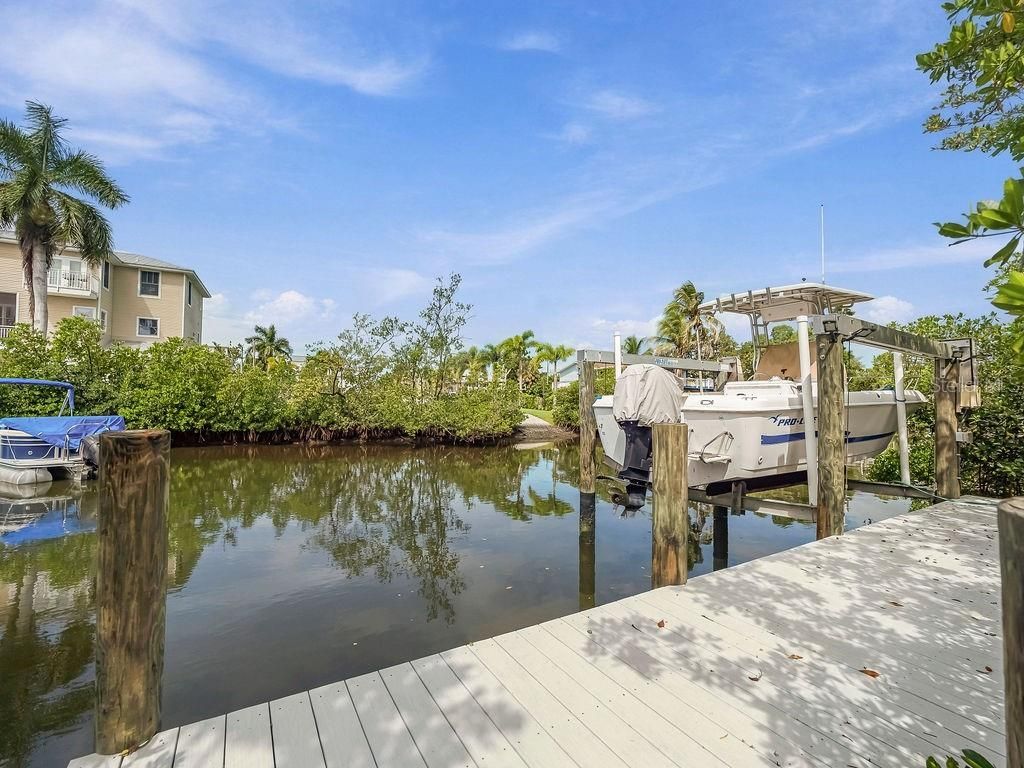 1831 Bayshore Drive, Terra Ceia, FL 34250 Photo