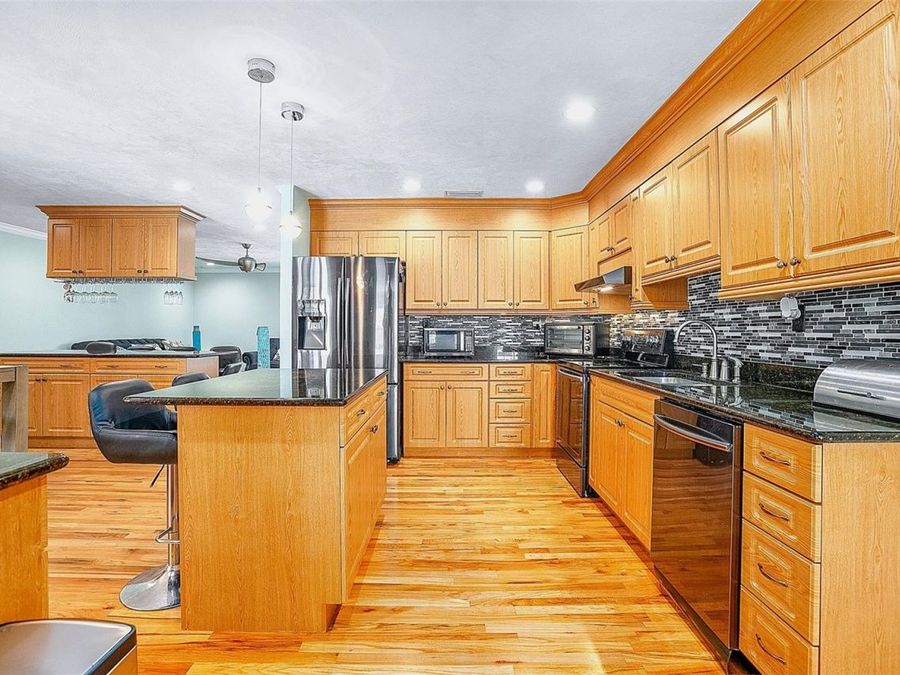 Property Image 12