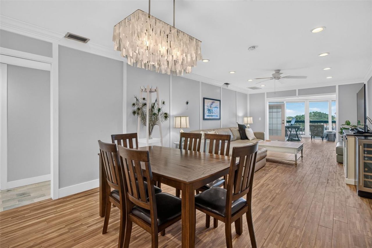 326 Windrush Boulevard, Unit 202, Indian Rocks Beach, FL 33785 Photo