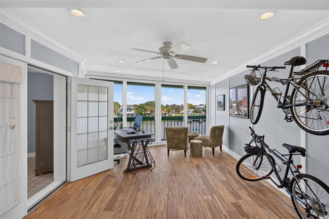 326 Windrush Boulevard, Unit 202, Indian Rocks Beach, FL 33785 Photo