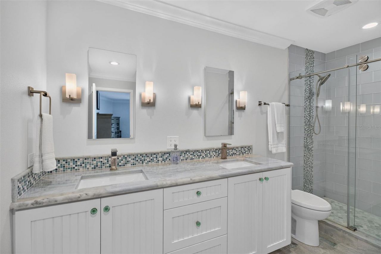 326 Windrush Boulevard, Unit 202, Indian Rocks Beach, FL 33785 Photo