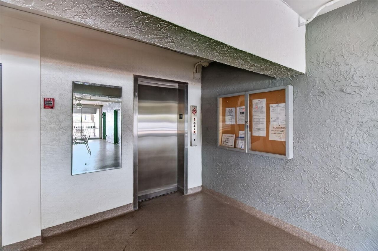 326 Windrush Boulevard, Unit 202, Indian Rocks Beach, FL 33785 Photo