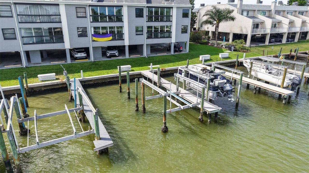 326 Windrush Boulevard, Unit 202, Indian Rocks Beach, FL 33785 Photo