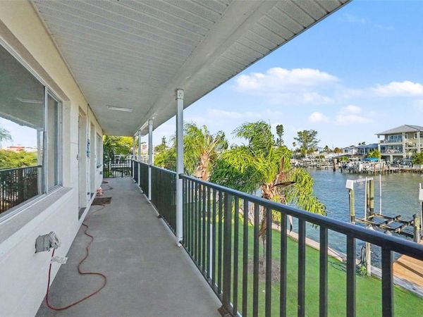 515 129TH AVENUE E, MADEIRA BEACH, FL 33708