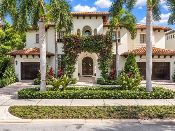5013 W SAN MIGUEL STREET , TAMPA, FL 33629