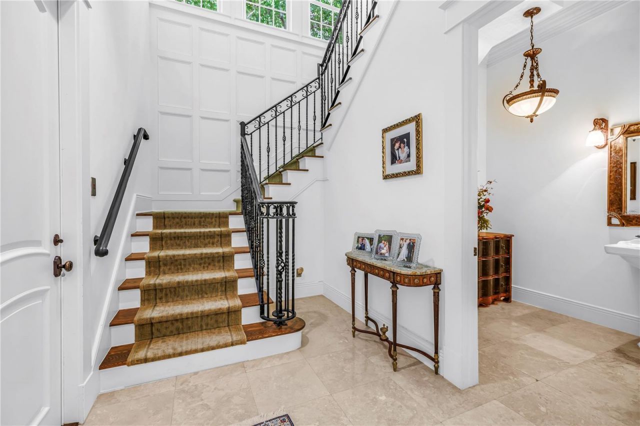5013 W San Miguel Street, Tampa, FL 33629 Photo