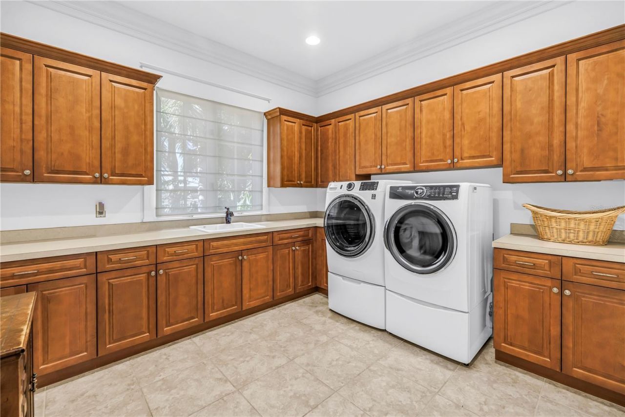 5013 W San Miguel Street, Tampa, FL 33629 Photo