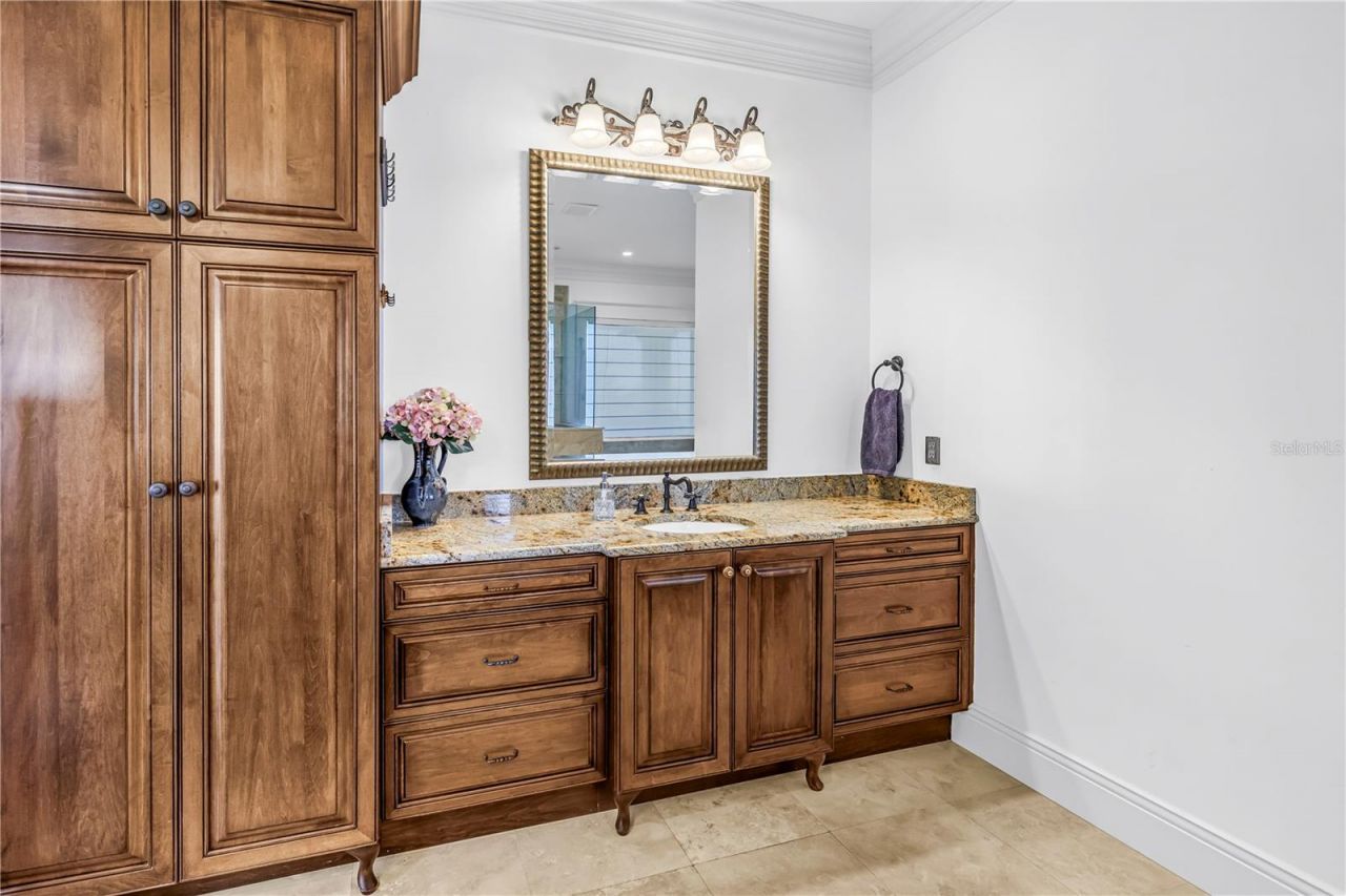 5013 W San Miguel Street, Tampa, FL 33629 Photo