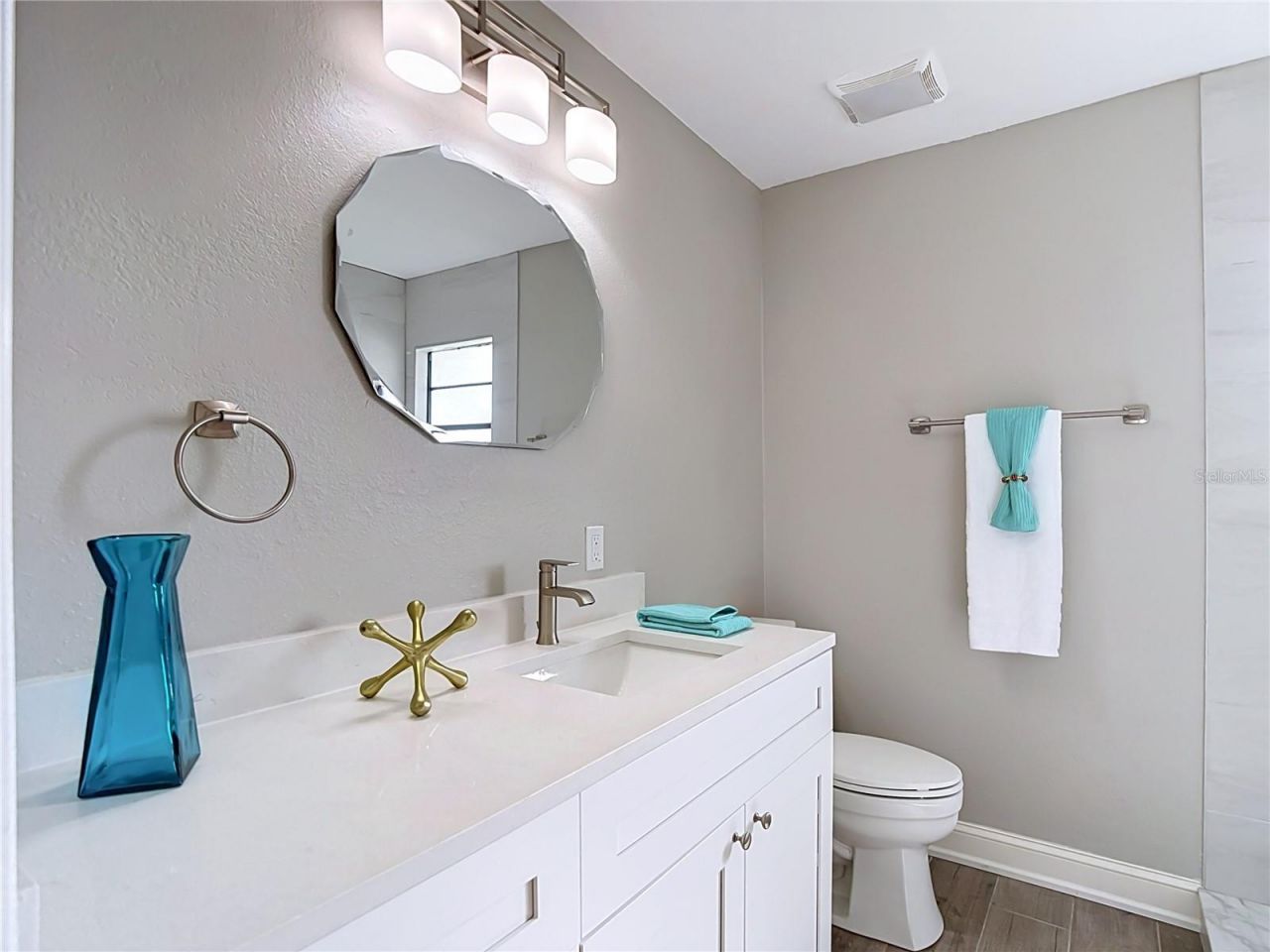 5925 Seaside Drive , New Port Richey, FL 34652 Photo