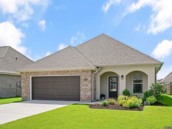 23585 Conifer Dr, Unit #594, Denham Springs, LA 70726