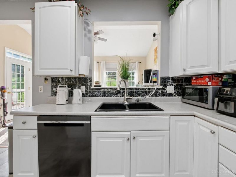 8200 Vadith Court, West Chester, OH 45069 Photo 14