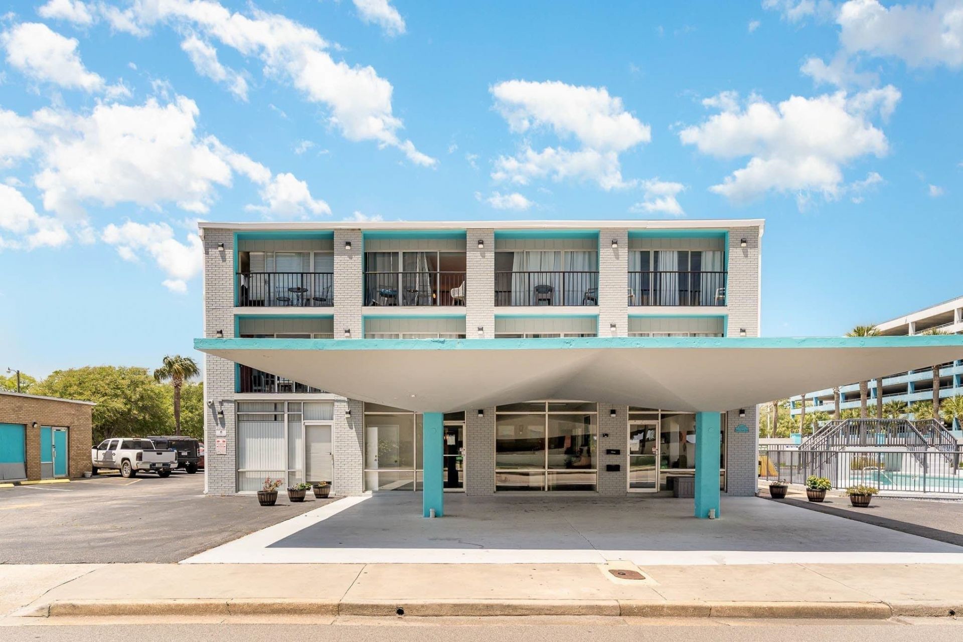 1600 S Ocean Blvd. Photo 4