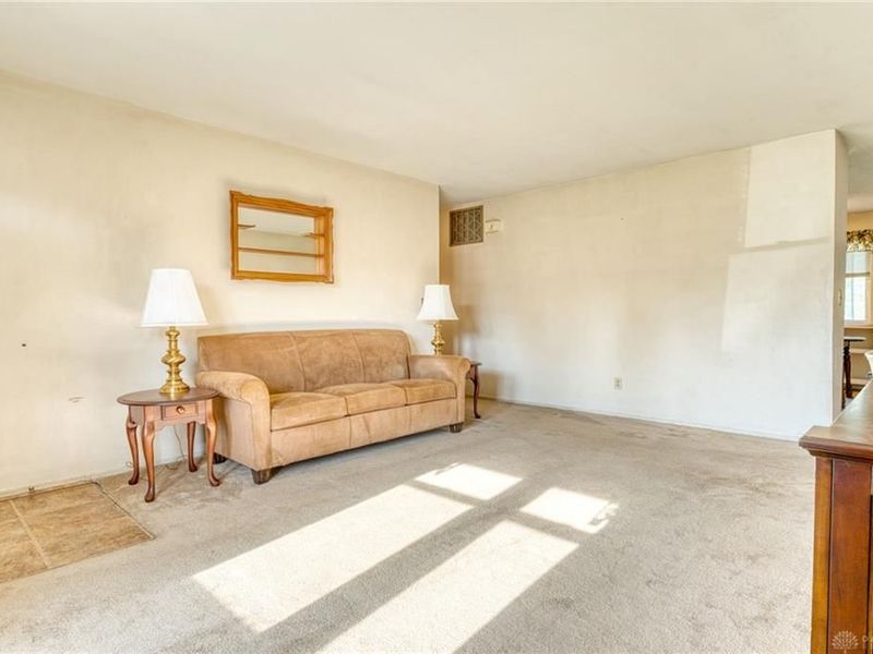 404 Bellaire Drive, Fairborn, OH 45324 Photo 4