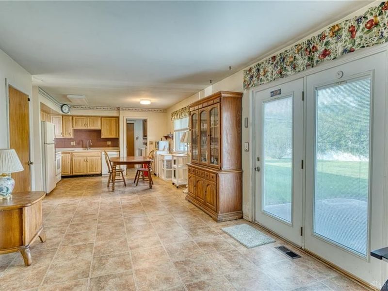 404 Bellaire Drive, Fairborn, OH 45324 Photo 9
