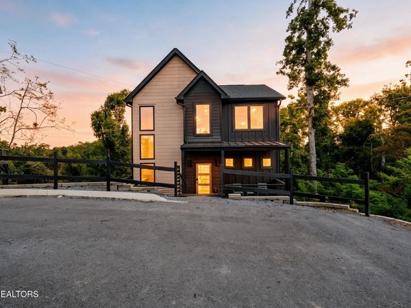 1259 Reedmont Way , Sevierville, TN 37876