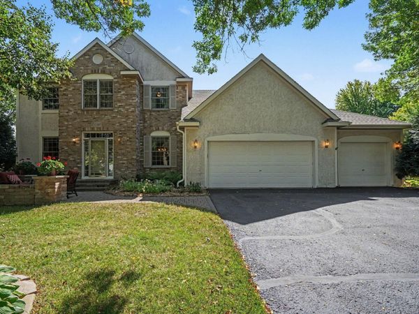 17207 Trenton Lane, Eden Prairie, MN 55347