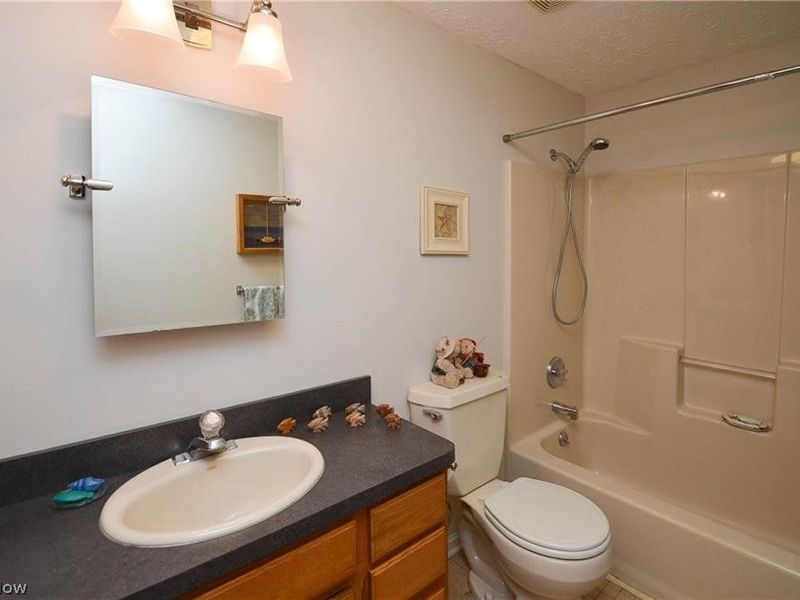 3566 Edgewater Drive, Vermilion, OH 44089 Photo 14