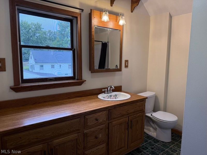 835 Albemarle Avenue, Cuyahoga Falls, OH 44221 Photo 12