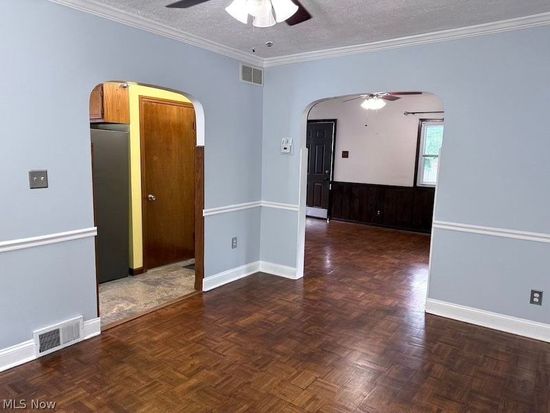 835 Albemarle Avenue, Cuyahoga Falls, OH 44221 Photo 5