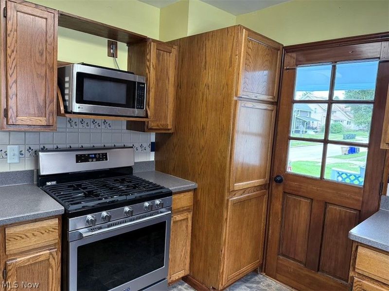 835 Albemarle Avenue, Cuyahoga Falls, OH 44221 Photo 9