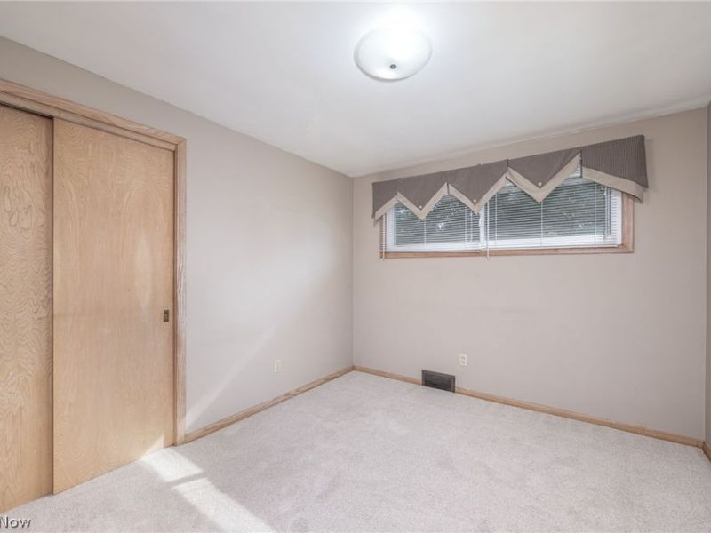 5665 Echodell Avenue NW, North Canton, OH 44720 Photo 18