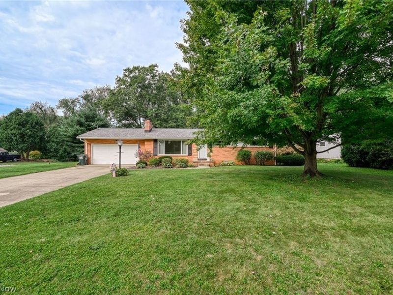 5665 Echodell Avenue NW, North Canton, OH 44720 Photo 5
