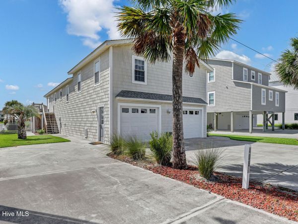 4069 4th Street, Surf City, NC 28445