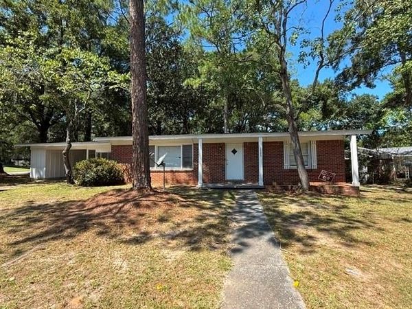 1303 Diane Court , Mobile, AL 36618