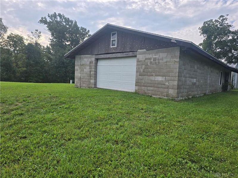 6024 Eaton Lewisburg, Lewisburg, OH 45339 Photo 11