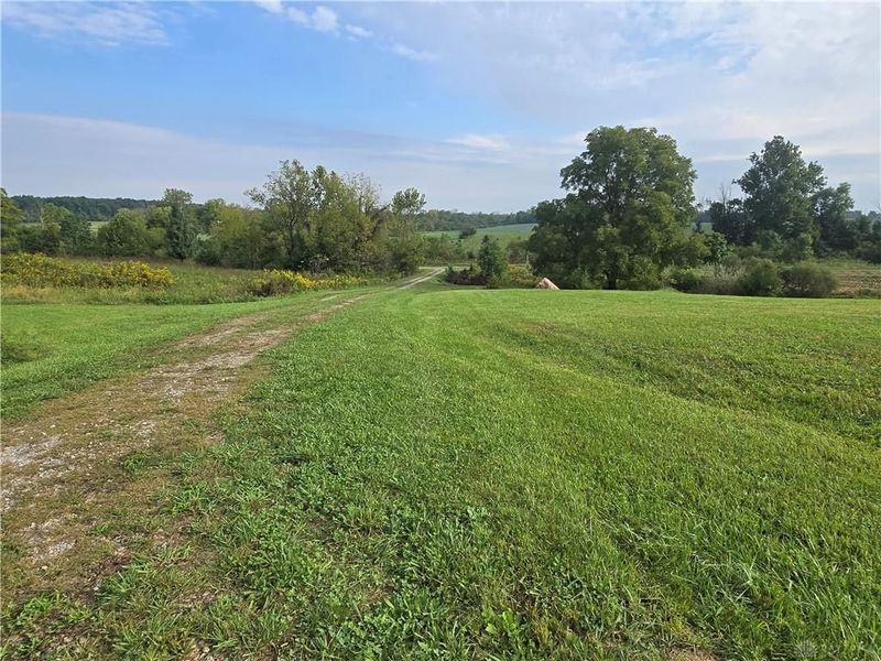 6024 Eaton Lewisburg, Lewisburg, OH 45339 Photo 8