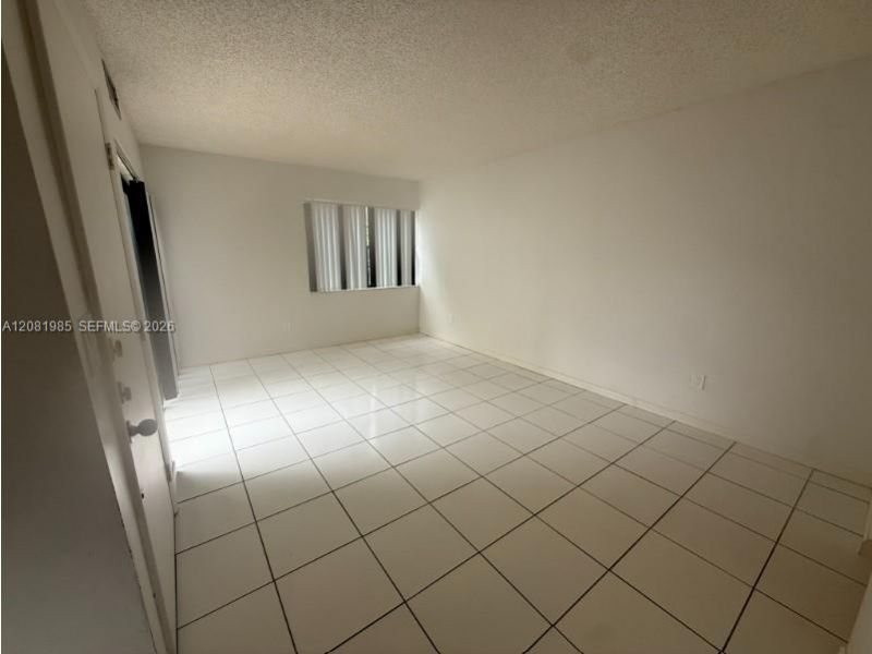 9764 NW 4th Ln , Unit 9764, Miami, FL 33172 Photo