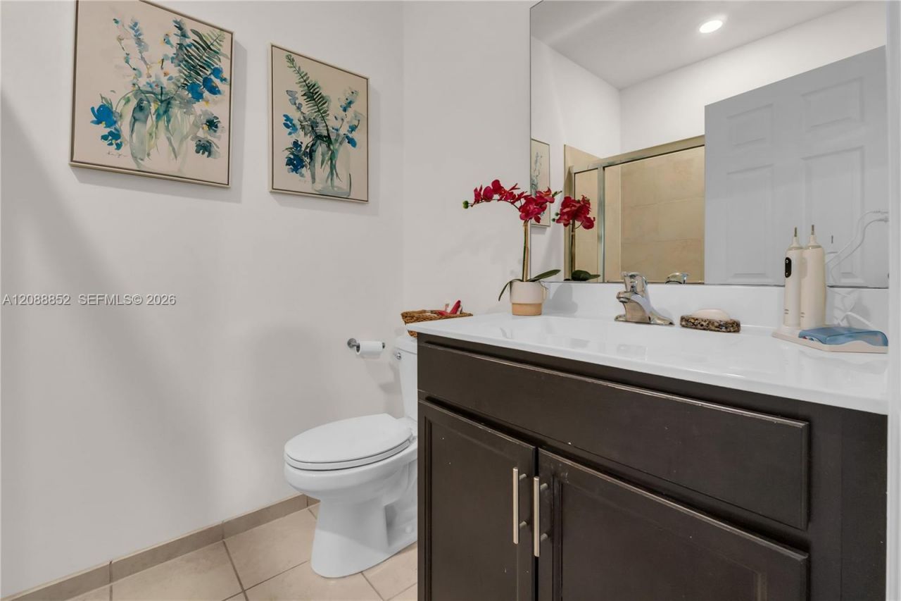 3573 W 106th Ter , Hialeah, FL 33018 Photo