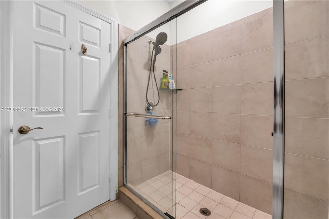 3573 W 106th Ter , Hialeah, FL 33018 Photo